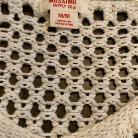 White Mossimo Sweater - Size Medium - Picture 3 of 3
